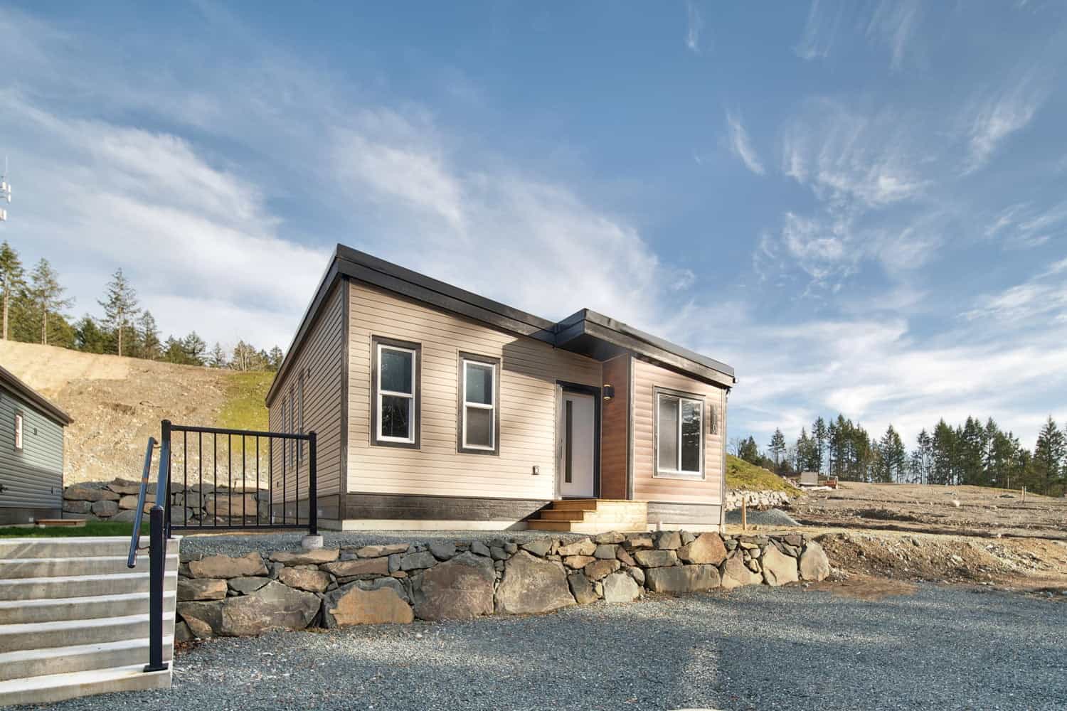 Durable Modular Housing in Canada – Fire-Resistant and Earthquake-Tested Design