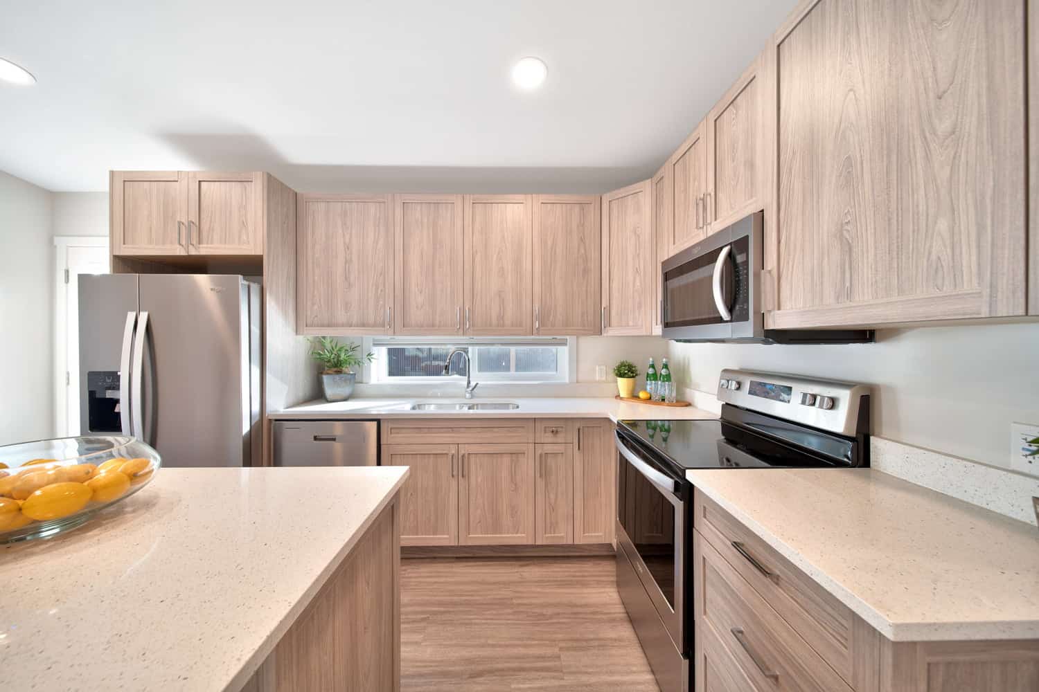 Fully Equipped Modular Home Kitchen – Stainless Steel Appliances at Morgan Maples